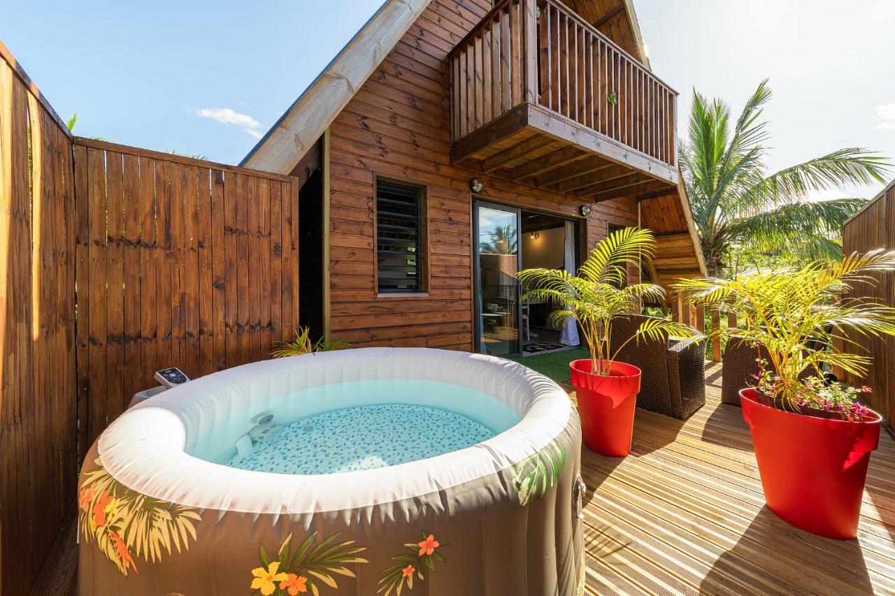 Charmant Chalet Avec Jacuzzi, L'Ile O Vert Saint-Philippe Esterno foto