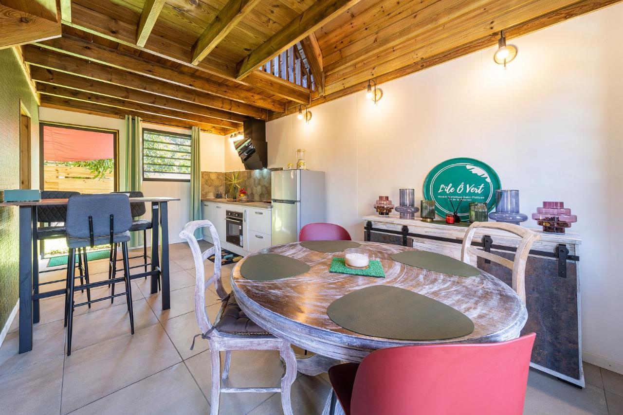 Charmant Chalet Avec Jacuzzi, L'Ile O Vert Saint-Philippe Esterno foto
