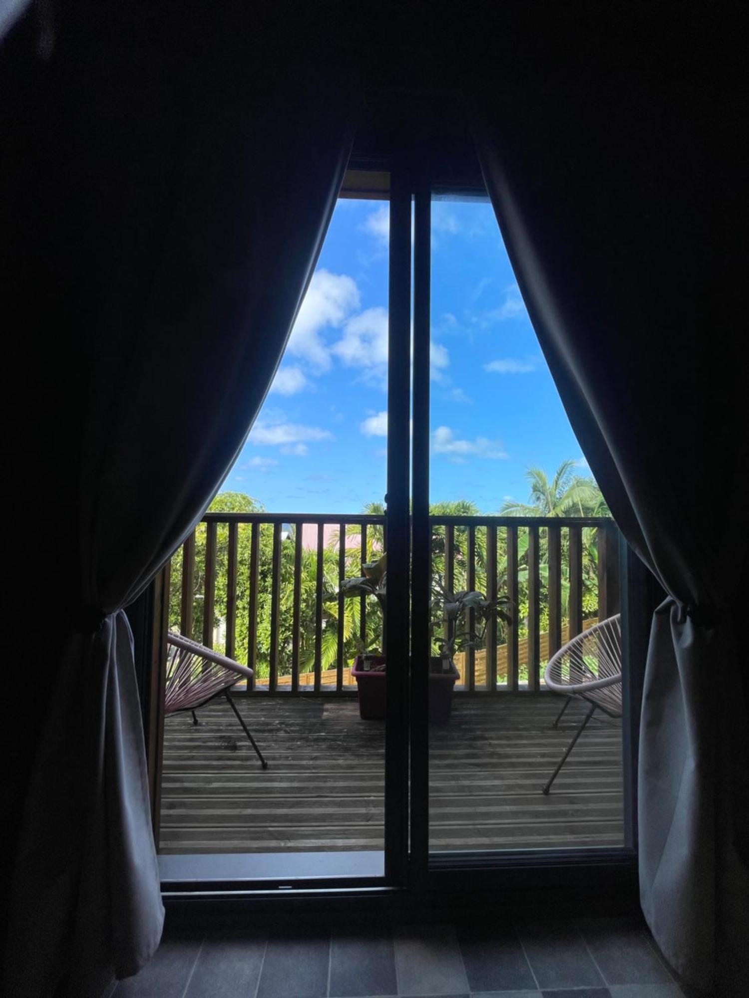 Charmant Chalet Avec Jacuzzi, L'Ile O Vert Saint-Philippe Esterno foto